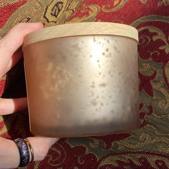 NEW Sand + Fog Pumpkin Harvest Soy Wax Blend w/Essential Oils 2 Wick Candle 12oz - Picture 3 of 7